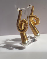 Twisted Pearl Earrings