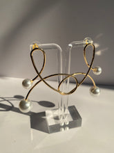 Twisted Gold & Pearl Earrings