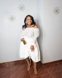 Plus size white statement skirt outfit
