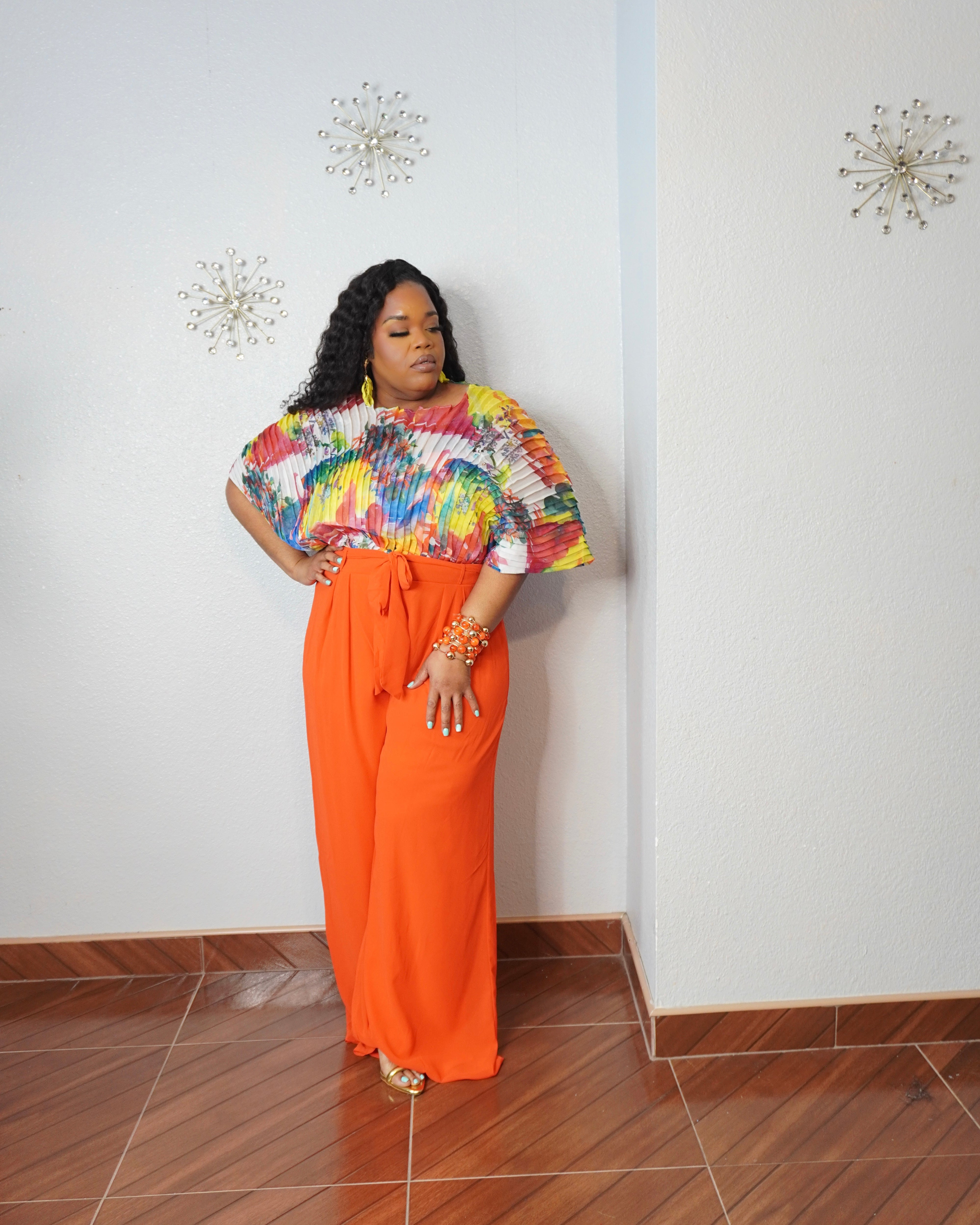 Plus size green high-waisted wide-leg pants with tie waist