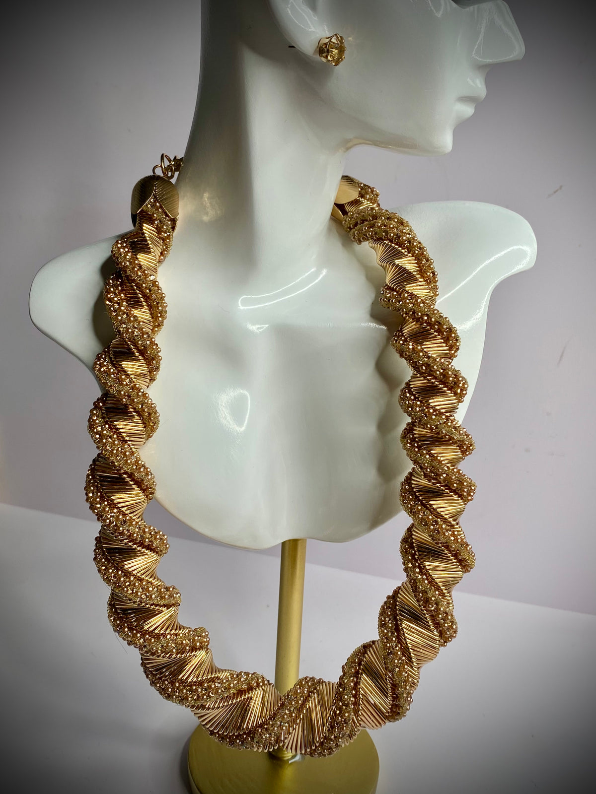 Gold Twisted Rope Necklace