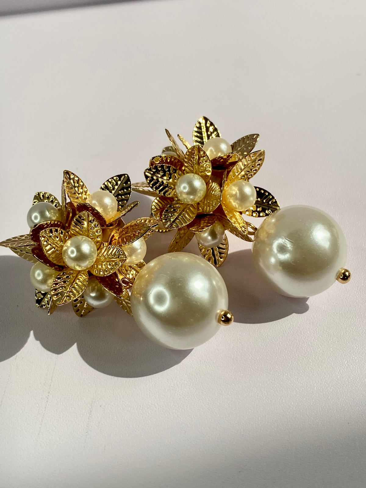 Gold Flower Pearl Earrings