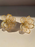 White Gold Trim Flower