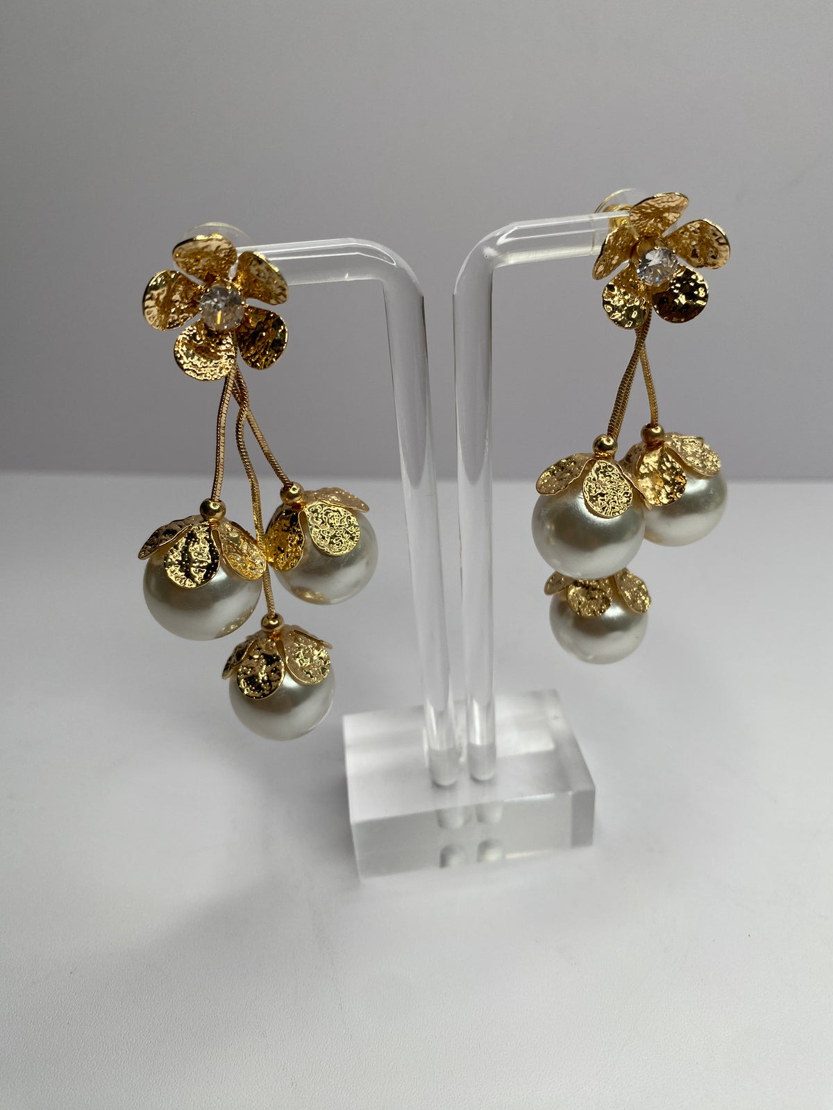 Drop Pearl & Flower Earrings