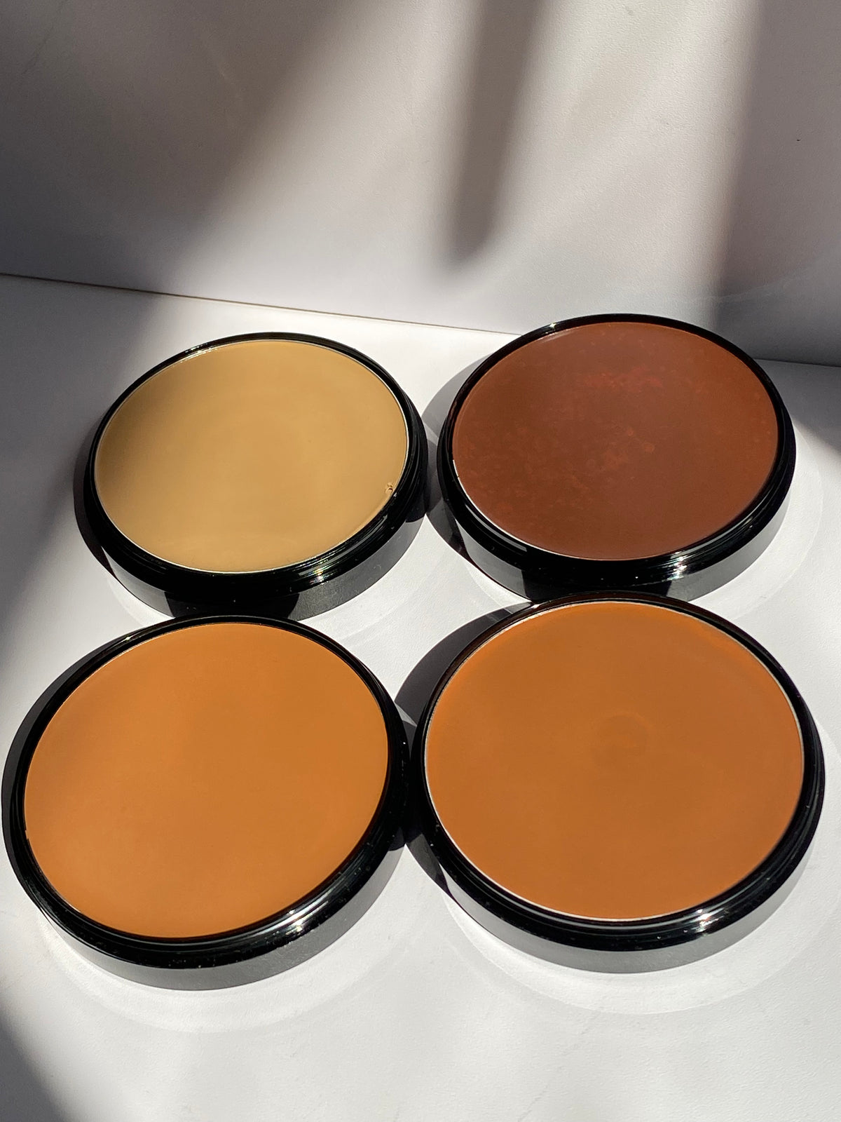 KAMAFLAGE FULL COVERAGE FOUNDATION